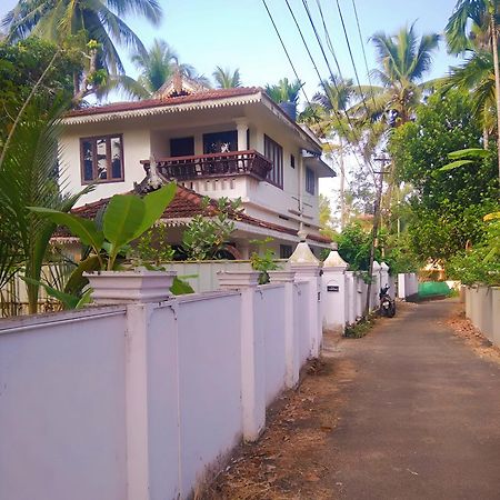 Thachattu Homestay Vaikom Eksteriør bilde